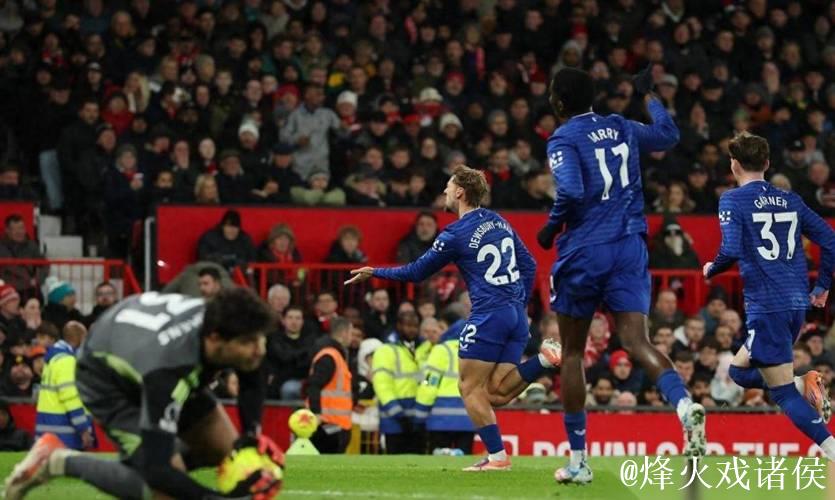 曼联4-4惊险战平!两次读秒险遇绝杀+2100万门将成关键 阿莫林变阵失利 曼联4-4惊险战平!两次读秒险遇绝杀+2100万门将成关键 阿莫林变阵失利